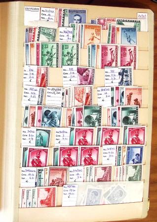 1860-1980 Chiefly mint stock of Europe in 23 large MOC stockbooks,