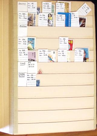 1870-1980 Mint & used stock in ten large MOC albums, neatly ordered