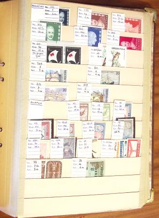 1870-1980 Mint & used stock in ten large MOC albums, neatly ordered