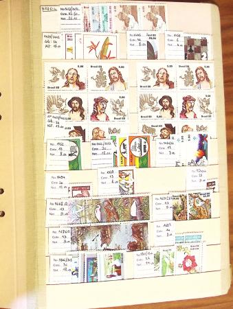1870-1980 Mint & used stock in ten large MOC albums, neatly ordered