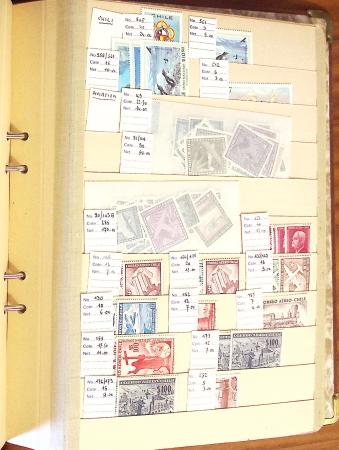 1870-1980 Mint & used stock in ten large MOC albums, neatly ordered
