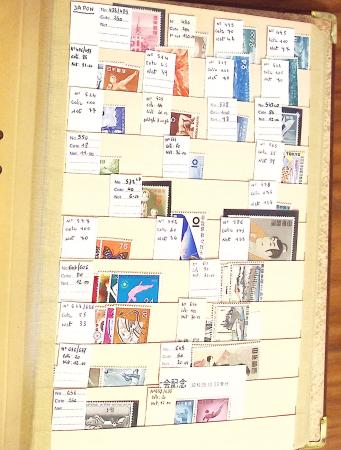 1870-1980 Mint & used stock in ten large MOC albums, neatly ordered