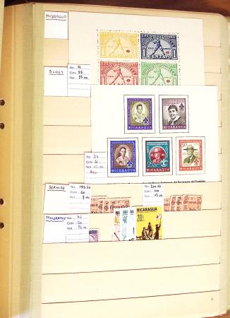 1870-1980 Mint & used stock in ten large MOC albums, neatly ordered