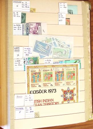 1870-1980 Mint & used stock in ten large MOC albums, neatly ordered