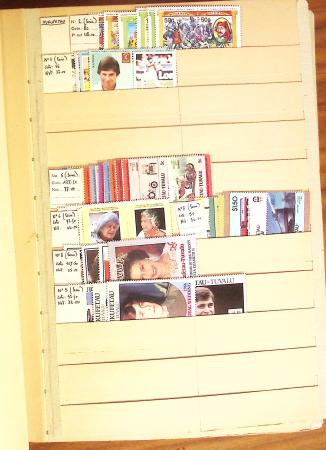1870-1980 Mint & used stock in ten large MOC albums, neatly ordered
