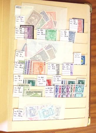 1870-1980 Mint & used stock in ten large MOC albums, neatly ordered