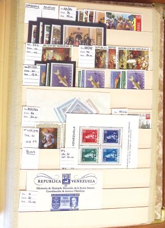 1870-1980 Mint & used stock in ten large MOC albums, neatly ordered