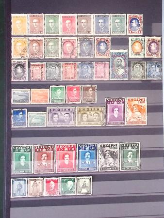 1850-1960, Mint & used group in 20 stockbooks or albums,