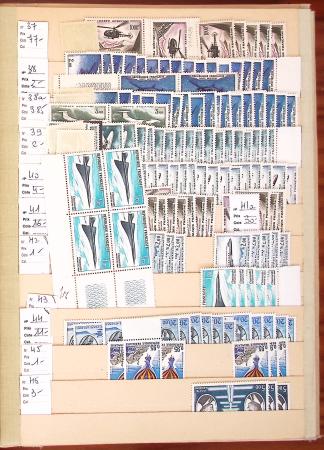 1927-2004, Stock des fins de catalogue en classeur
