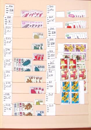1927-2004, Stock des fins de catalogue en classeur