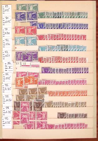 1927-2004, Stock des fins de catalogue en classeur