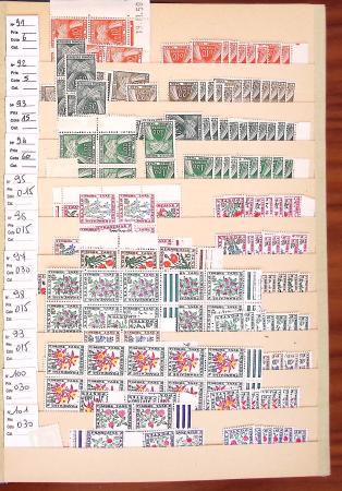 1927-2004, Stock des fins de catalogue en classeur