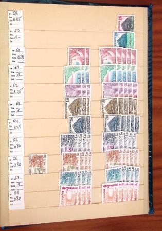 1927-2004, Stock des fins de catalogue en classeur