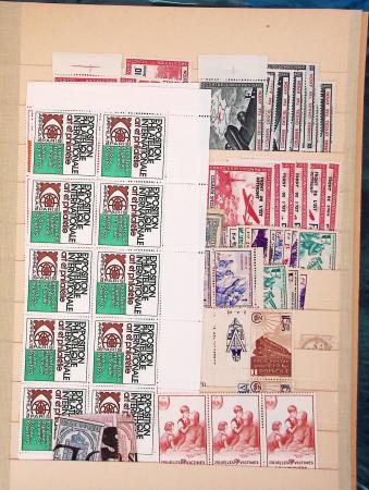 1927-2004, Stock des fins de catalogue en classeur