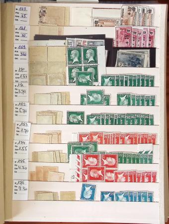1860-1975, Stock de France neuf */** en 3 classeurs,