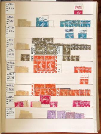 1860-1975, Stock de France neuf */** en 3 classeurs,