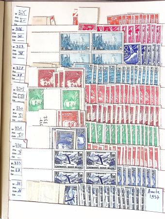1860-1975, Stock de France neuf */** en 3 classeurs,