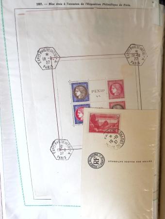 1860-1975, Stock de France neuf */** en 3 classeurs,