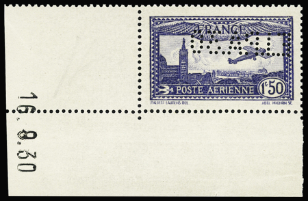 N°6c 1f50 outremer perforé EIPA 30, variété perforation