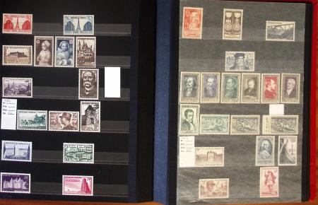 1940-1955, Collection en 2 classeurs, dont carnets