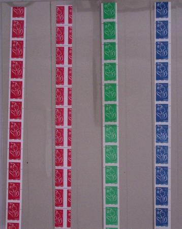 2005-2006 4 roulettes de 11 timbres avec piquage décalé