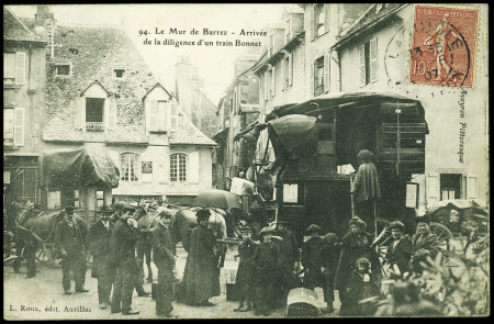 Carte postale : 94 - Le Mur de Barrez arrivée de la diligence du train Bonnet, AFF n°129 OBL Laguiole Aveyron (1907). TB