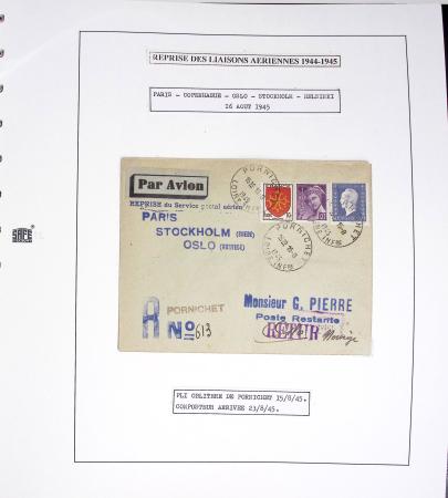Collection de 60 pages dans reliure Safe noir : la reprise des relations aériennes françaises 1944 - 1945 dont Saumur - La Réunion (20.5.45) avec vignette tricolore. TB
