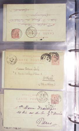 Lot de 77 entiers cartes postales 10c Mouchon et 10c Mouchon retouché avec illustrations dessinées ou peintes à la main. TB
