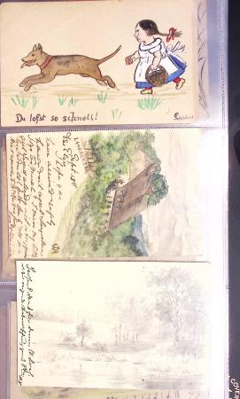 Album noir contenant 160 entiers cartes postales étrangères avec illustrations dessinées ou peintes à la main dont Autriche (10) - Allemagne (63) - Sarre (1) - Suisse (24) - Belgique (9) - Portugal (3) - Danemark (1)