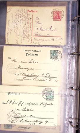 Album noir contenant 160 entiers cartes postales étrangères avec illustrations dessinées ou peintes à la main dont Autriche (10) - Allemagne (63) - Sarre (1) - Suisse (24) - Belgique (9) - Portugal (3) - Danemark (1)