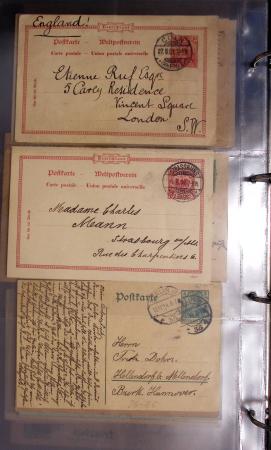 Album noir contenant 160 entiers cartes postales étrangères avec illustrations dessinées ou peintes à la main dont Autriche (10) - Allemagne (63) - Sarre (1) - Suisse (24) - Belgique (9) - Portugal (3) - Danemark (1)
