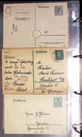 Album noir contenant 160 entiers cartes postales étrangères avec illustrations dessinées ou peintes à la main dont Autriche (10) - Allemagne (63) - Sarre (1) - Suisse (24) - Belgique (9) - Portugal (3) - Danemark (1)