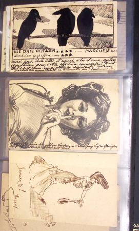 Album noir contenant 160 entiers cartes postales étrangères avec illustrations dessinées ou peintes à la main dont Autriche (10) - Allemagne (63) - Sarre (1) - Suisse (24) - Belgique (9) - Portugal (3) - Danemark (1)