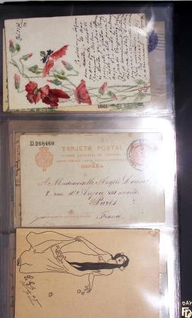 Album noir contenant 160 entiers cartes postales étrangères avec illustrations dessinées ou peintes à la main dont Autriche (10) - Allemagne (63) - Sarre (1) - Suisse (24) - Belgique (9) - Portugal (3) - Danemark (1)