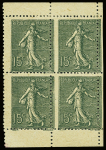 N°130 type 5, petit lot dont un bloc de 4 non dentelé interpanneau et un bloc de 4 mini-timbres de la poste enfantine. TB