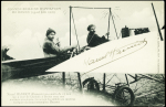 Carte postale de la semaine d'aviation de Rouen (1910) : Marcel Hanriot sur son monoplan, avec sa signature. TB