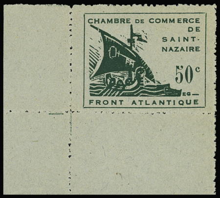 N°8 et 9 St Nazaire, bord de feuille tous les deux,