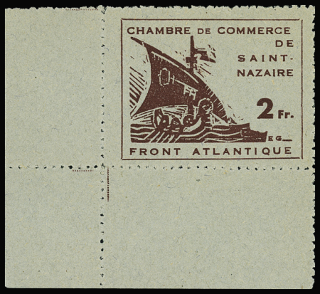 N°8 et 9 St Nazaire, bord de feuille tous les deux,