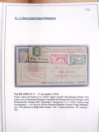 Collection de 82 plis dans un classeur de bureau blanc avec descriptions : "Dix-huit ans de liaisons postales aériennes avec Madagascar (1929 - 1946)"