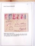 Collection de 82 plis dans un classeur de bureau blanc avec descriptions : "Dix-huit ans de liaisons postales aériennes avec Madagascar (1929 - 1946)"