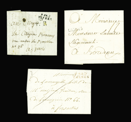 3 MP "Uannes" (L n°6A - 26x5mm - ind 12) et MP rouge "P 54 P Vannes" (28x10mm - 1824) et "P 54 P Vannes" avec "PP" surmonté d'un bonnet phrygien. Bel ensemble