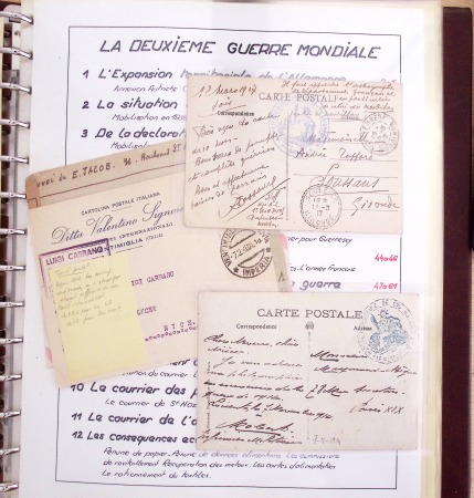 Album Safe brun contenant 50 plis et documents 14 - 18 et 39 - 45 du Morbihan dont prisonniers allemands de la première guerre mondiale