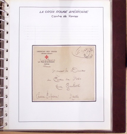 Album Safe brun contenant 50 plis et documents 14 - 18 et 39 - 45 du Morbihan dont prisonniers allemands de la première guerre mondiale