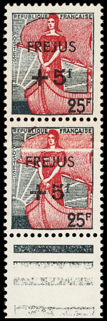 N°1229 Fréjus, PAIRE avec impression sur RACCORD, non répertorié, bdf, neuf **, TTB