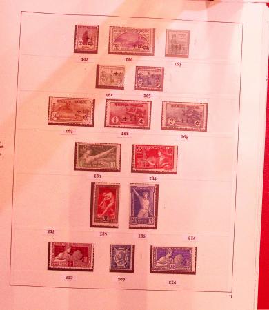 1849-1966, Collection formés de deux albums SAFE de