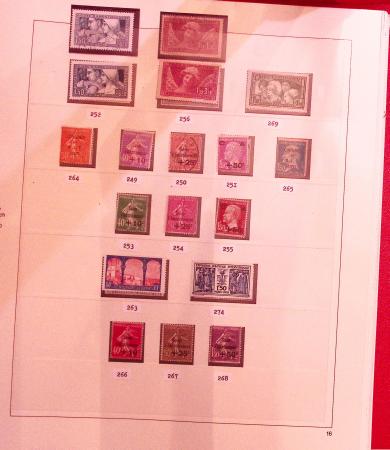 1849-1966, Collection formés de deux albums SAFE de