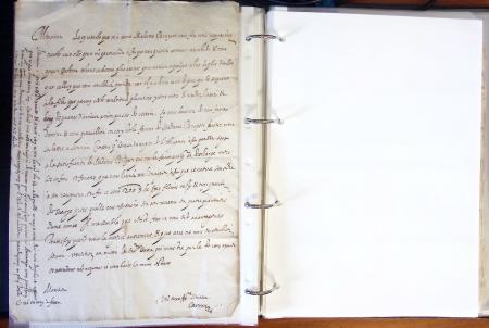 1557-1859, Deux classeurs de documents, lettres, textes