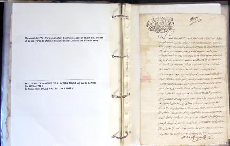 1557-1859, Deux classeurs de documents, lettres, textes