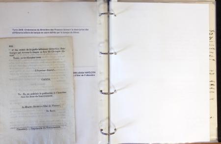 1557-1859, Deux classeurs de documents, lettres, textes