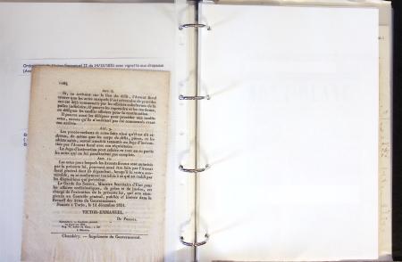1557-1859, Deux classeurs de documents, lettres, textes
